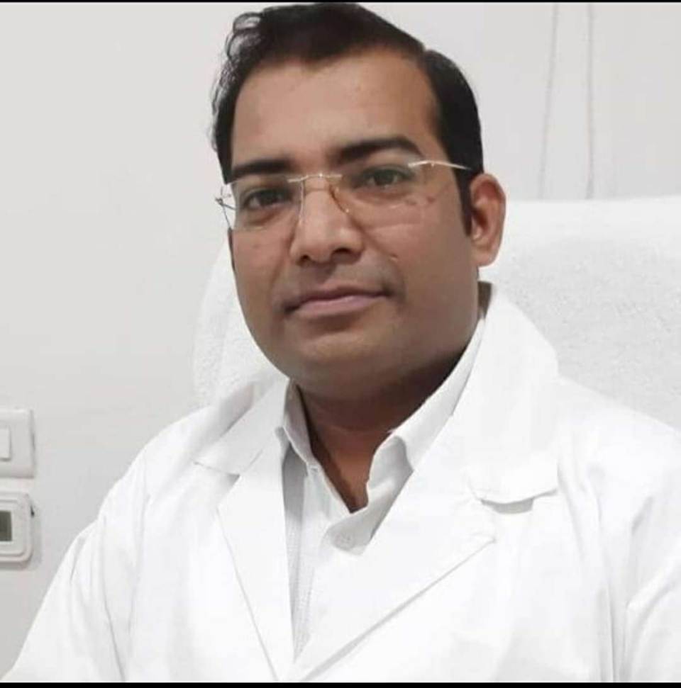 Nephrologist in agra-dr. amit narayan gupta